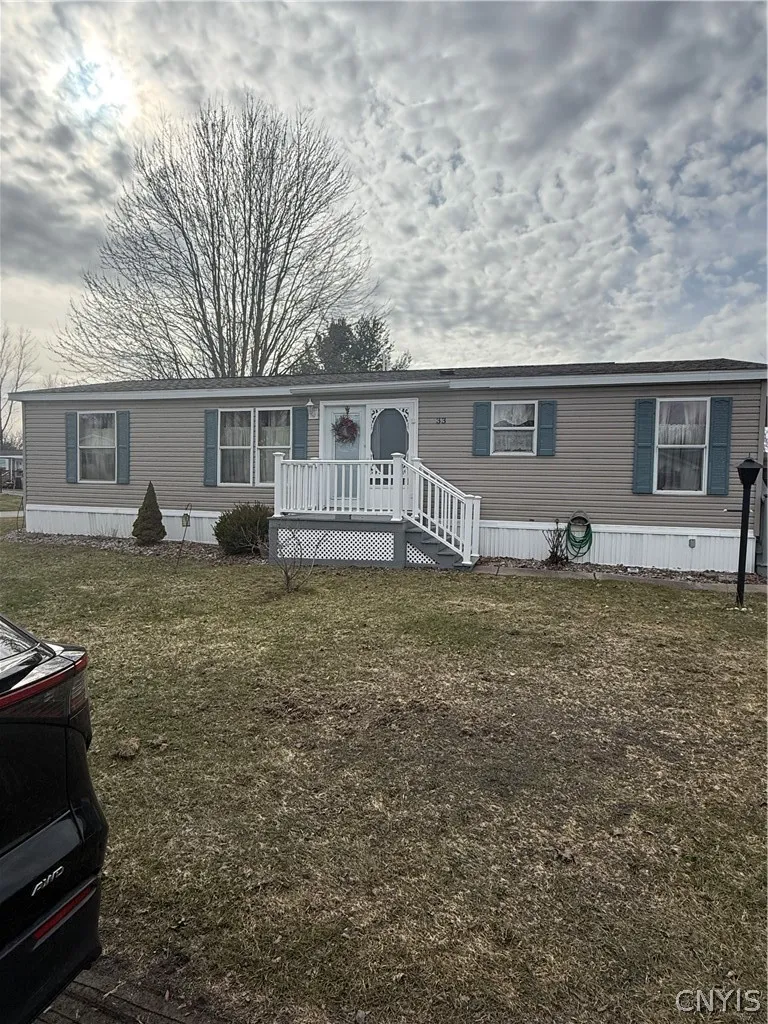Property at 33 Norma Drive, New Hartford, NY 13323