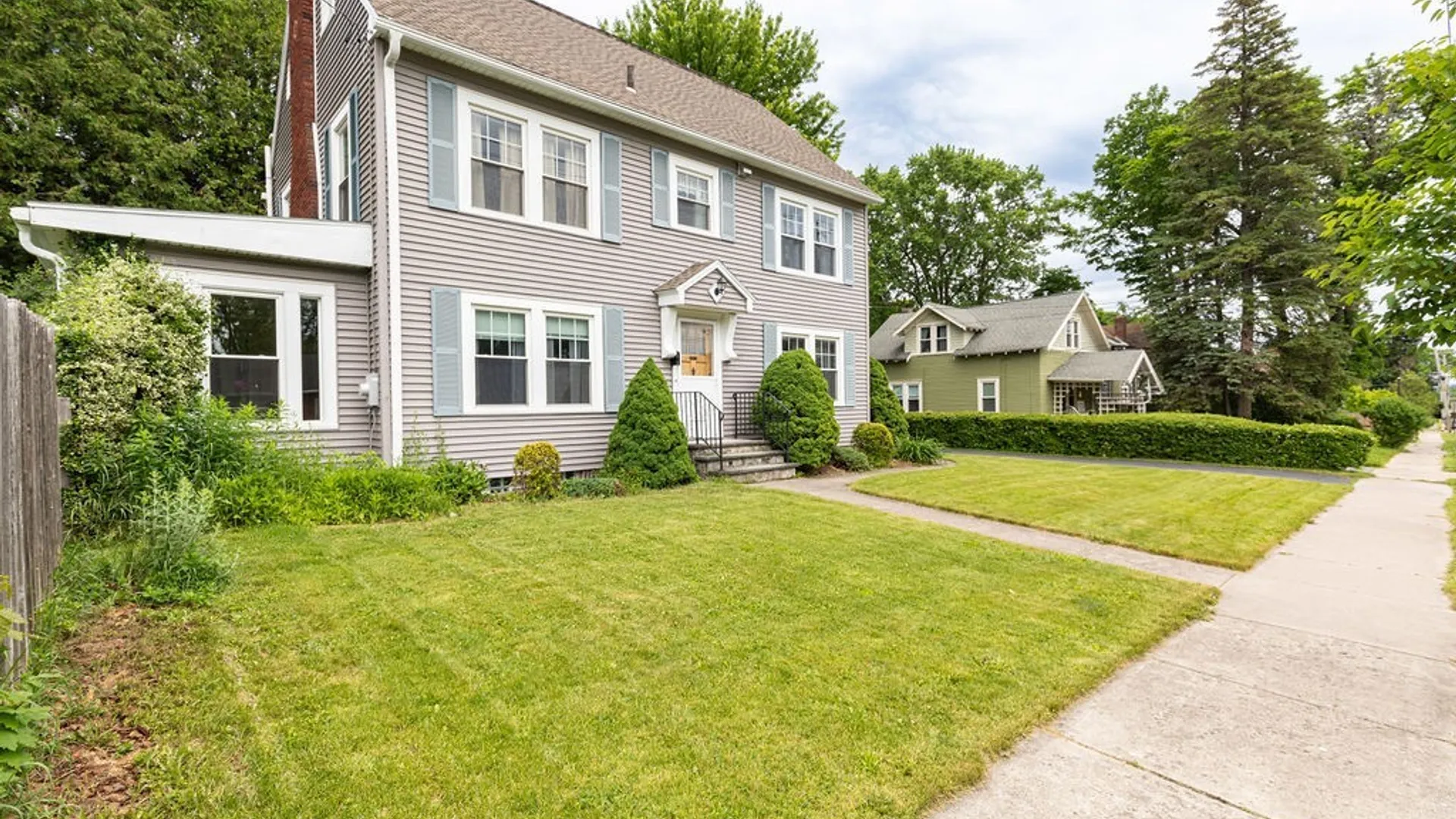 Property at 822 Glenwood Ave, Syracuse, NY 13207 3