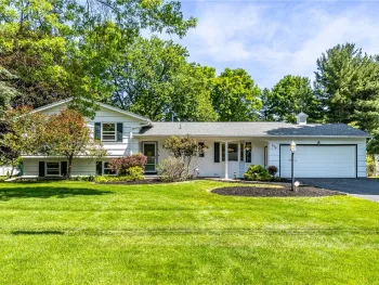 Property at 274 Parkview Drive, Penfield, NY 14625