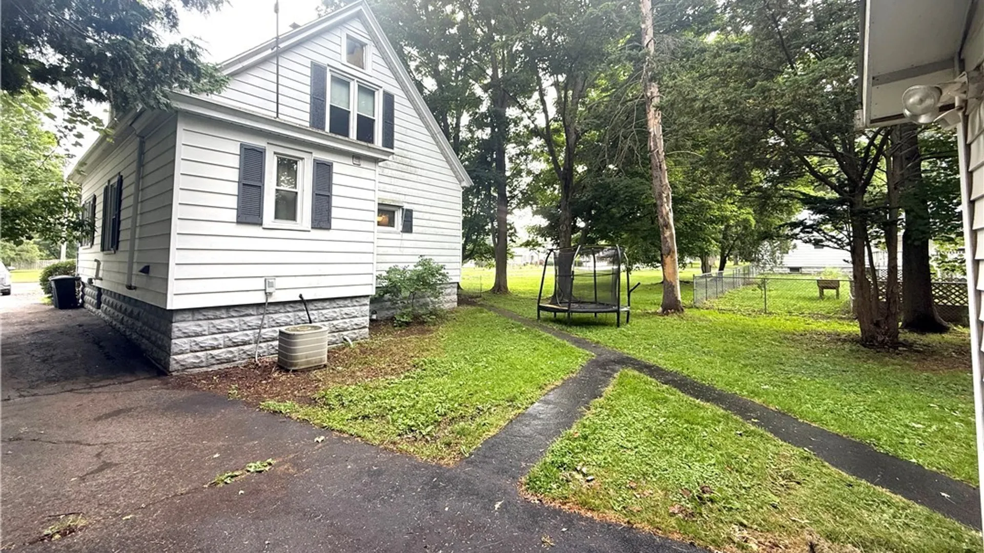 Property at 23 State Street, Vernon, NY 13421 6