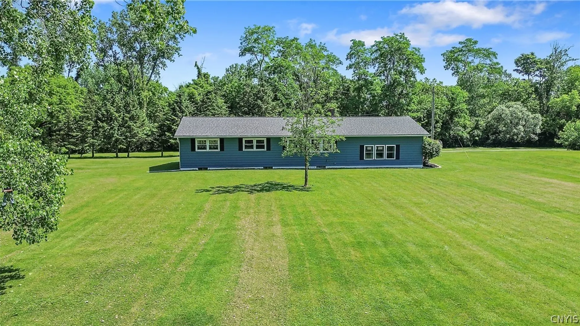 Property at 6305 1/2 Newport Road, Camillus, NY 13164 44