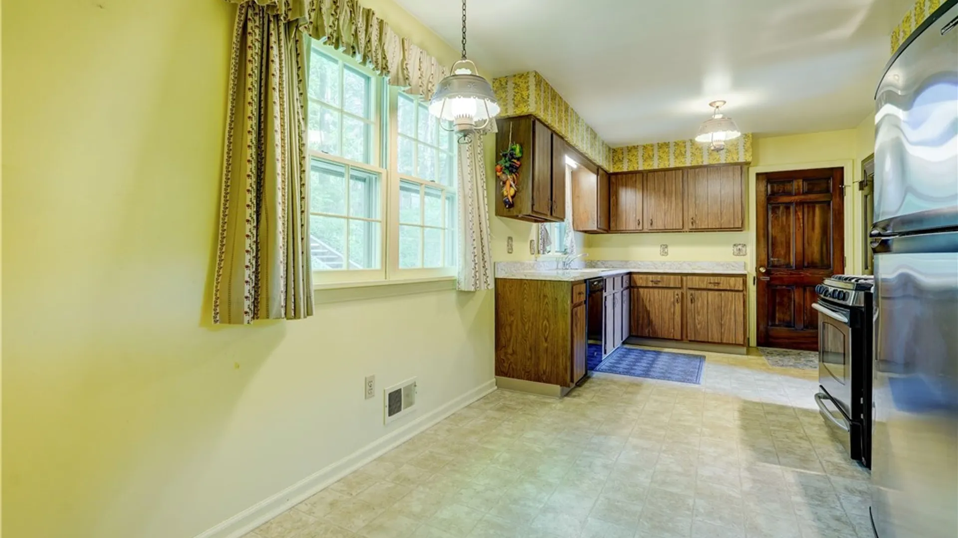 Property at 44 Kings Lacey, Perinton, NY 14450 14