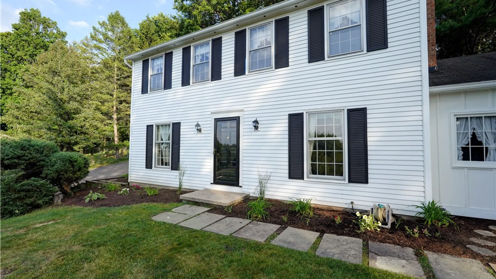 Property at 44 Kings Lacey, Perinton, NY 14450 3
