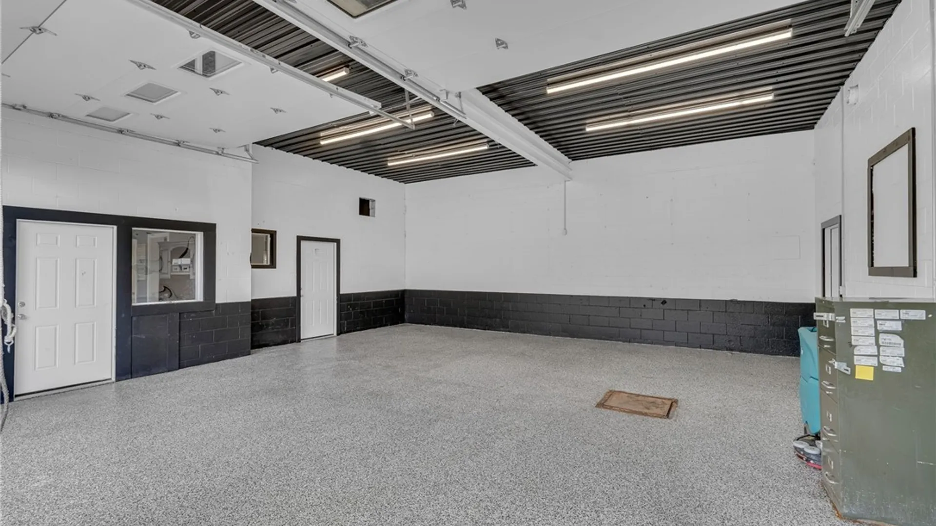 Property at 1001 N Main Street, Yorkshire, NY 14042 15