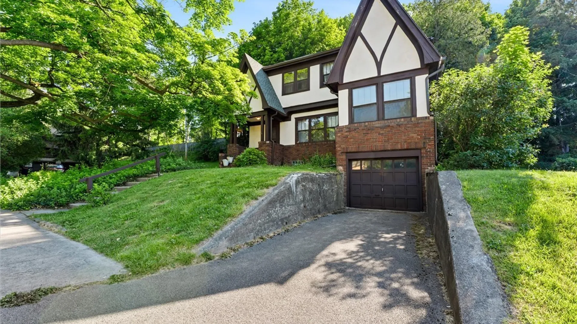 Property at 303-05 Barrington Road, Syracuse, NY 13214 46