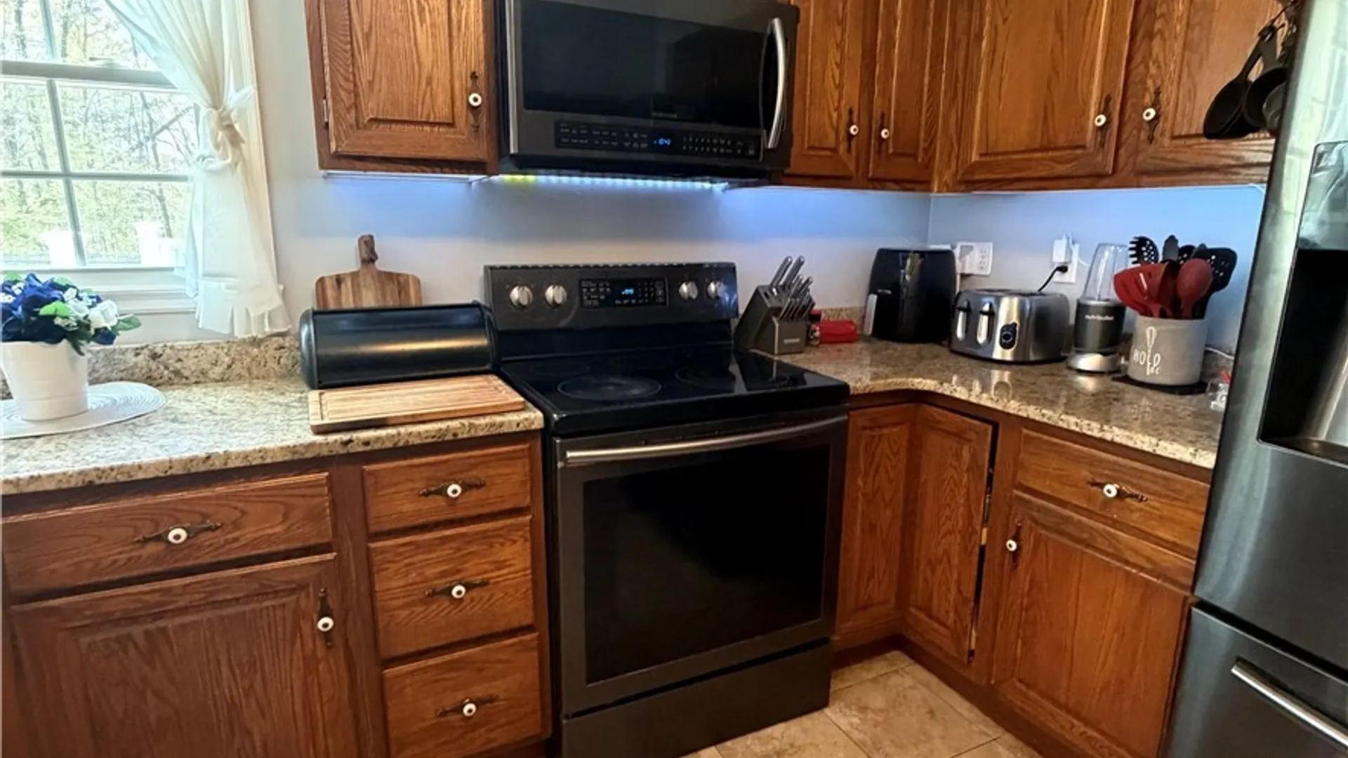 Property at 9525 Woodlawn Drive, Cicero, NY 13029 12