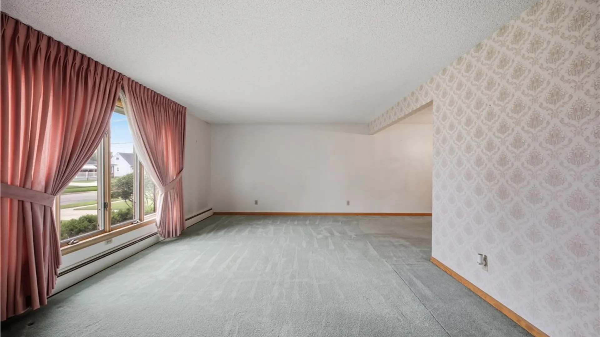 Property at 169 Cranwood Drive, West Seneca, NY 14224 8