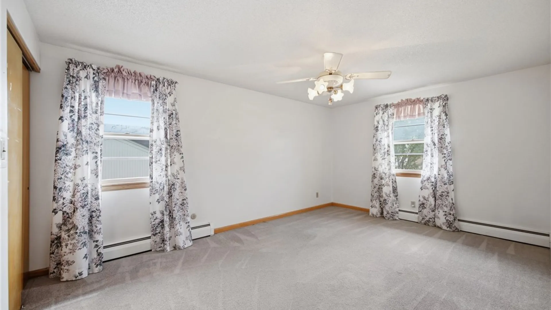 Property at 169 Cranwood Drive, West Seneca, NY 14224 25