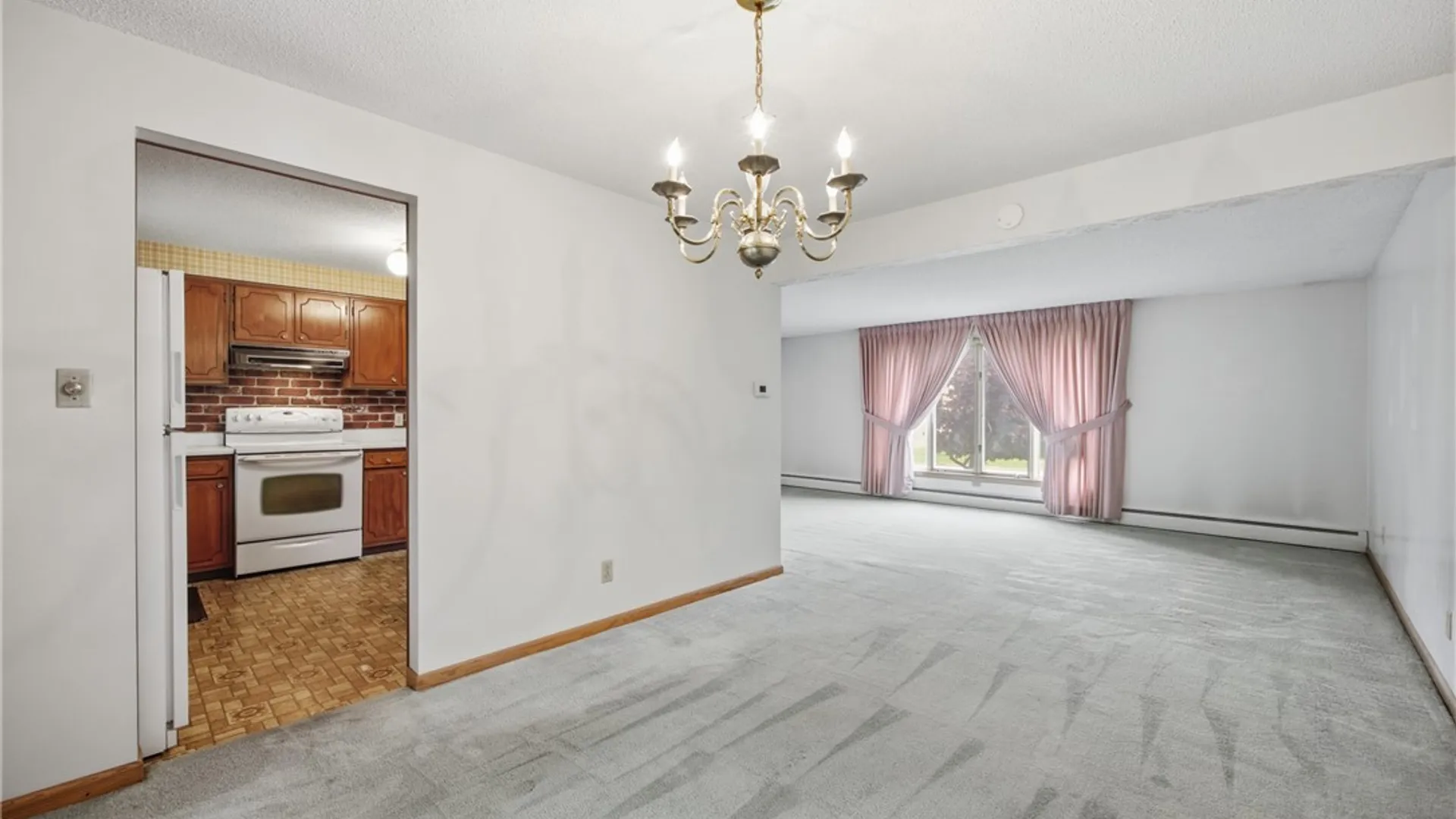 Property at 169 Cranwood Drive, West Seneca, NY 14224 12