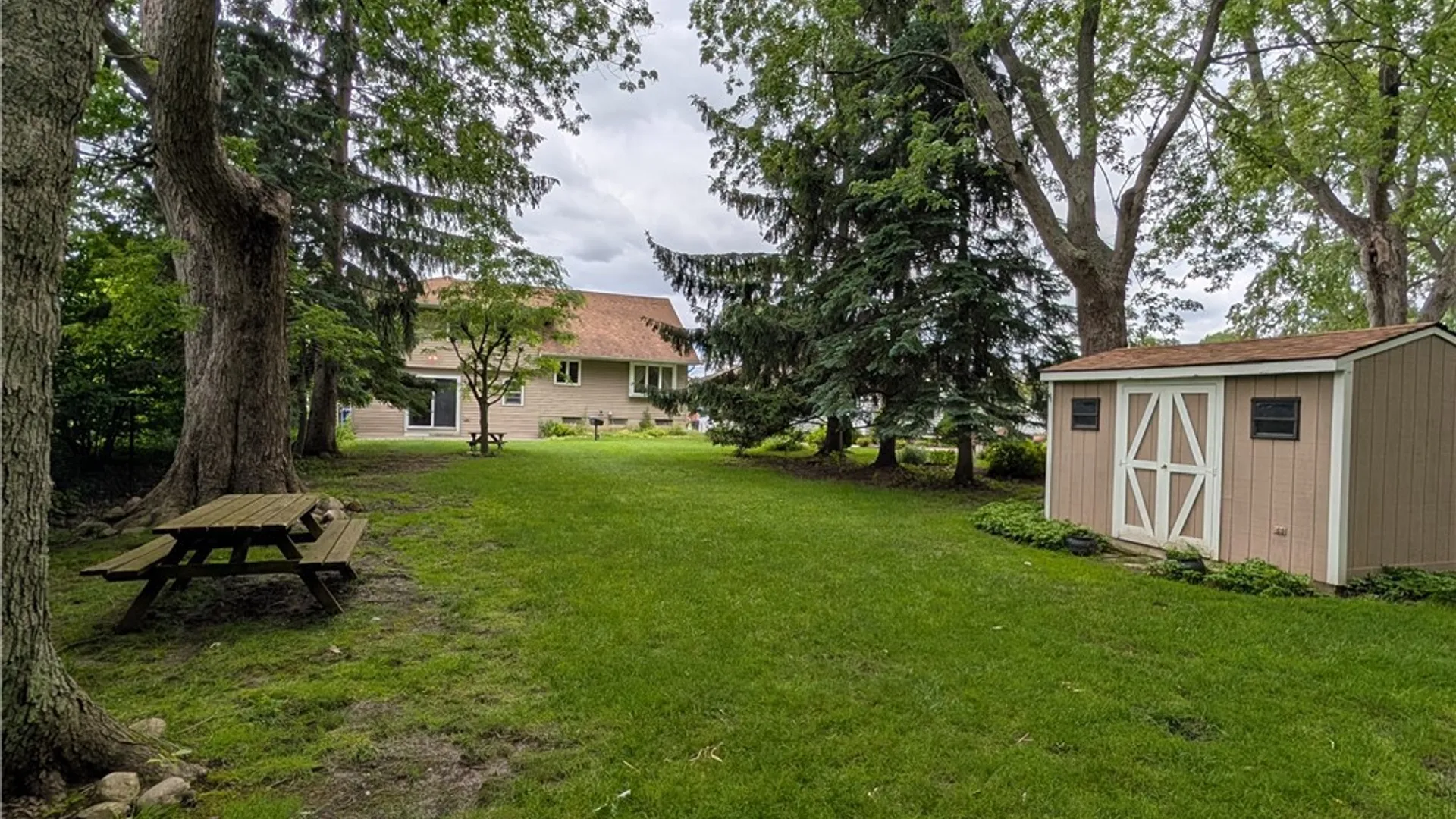 Property at 169 Cranwood Drive, West Seneca, NY 14224 35