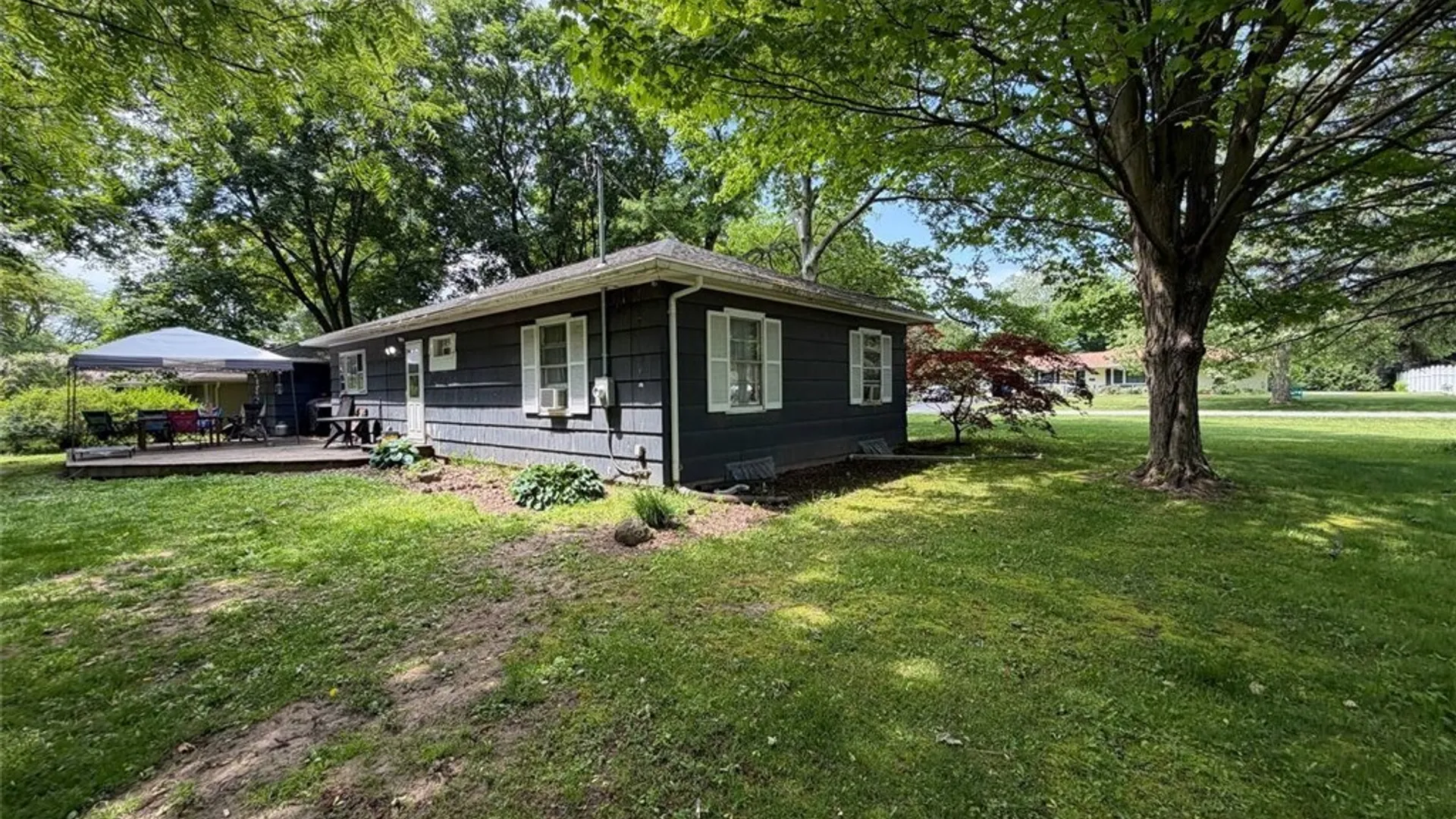 Property at 18 Woodline Drive, Penfield, NY 14526 3