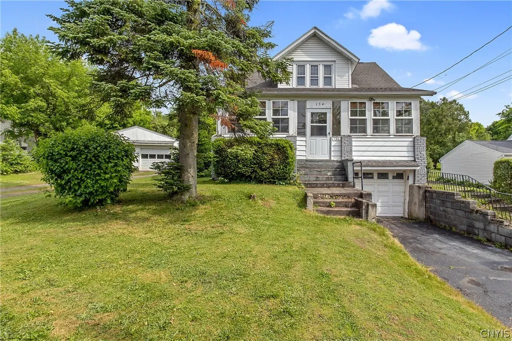 Property at 134 Armstrong Rd Road, Geddes, NY 13209