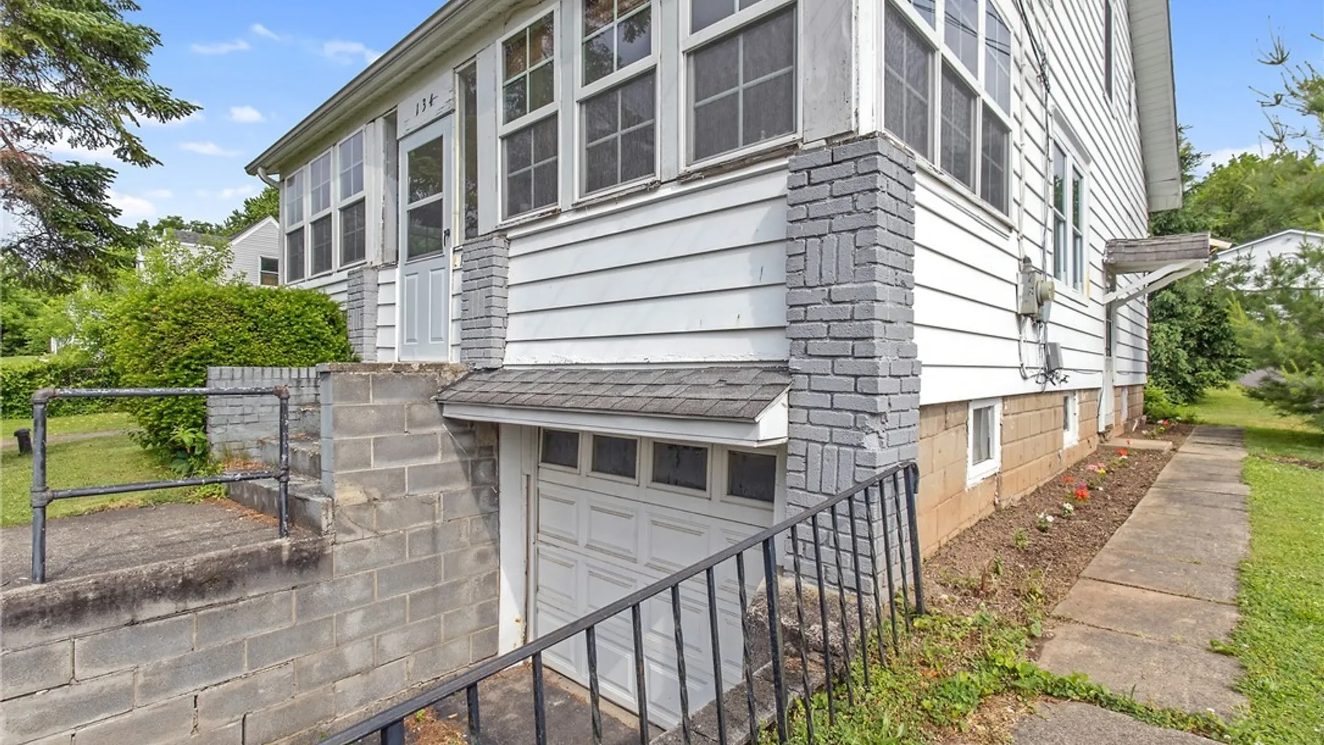 Property at 134 Armstrong Rd Road, Geddes, NY 13209 3