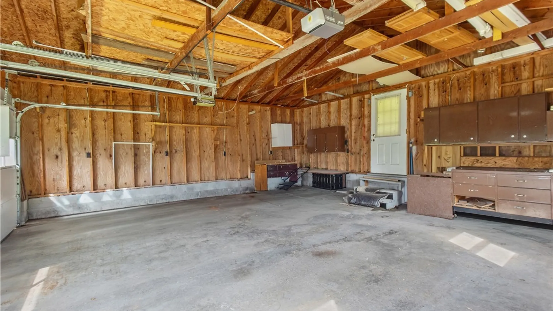 Property at 134 Armstrong Rd Road, Geddes, NY 13209 32