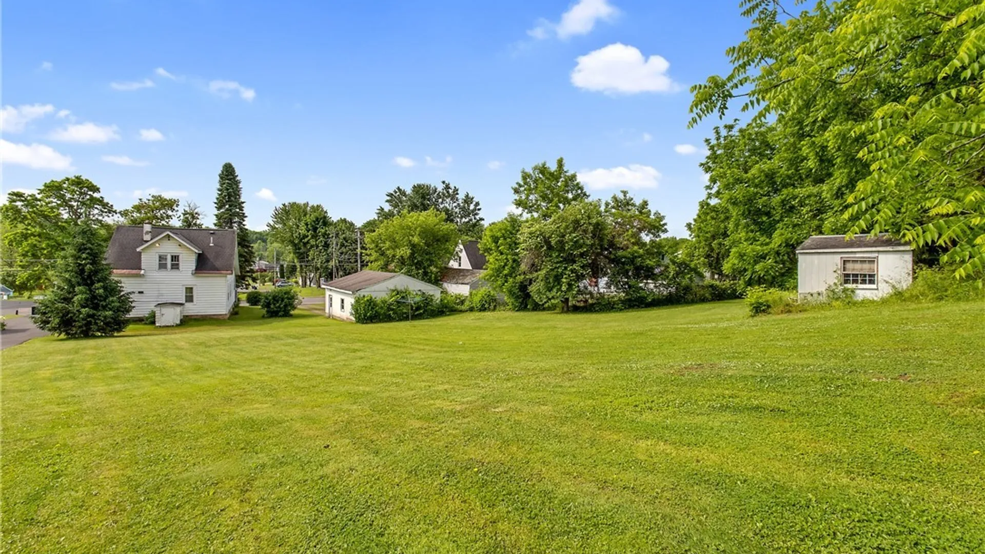 Property at 134 Armstrong Rd Road, Geddes, NY 13209 33