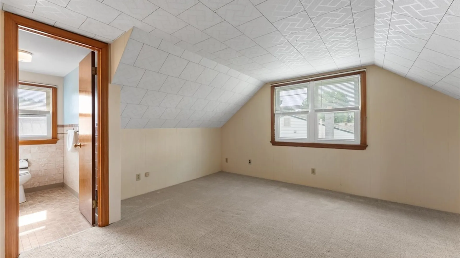 Property at 150 Dunning Avenue, Auburn, NY 13021 21