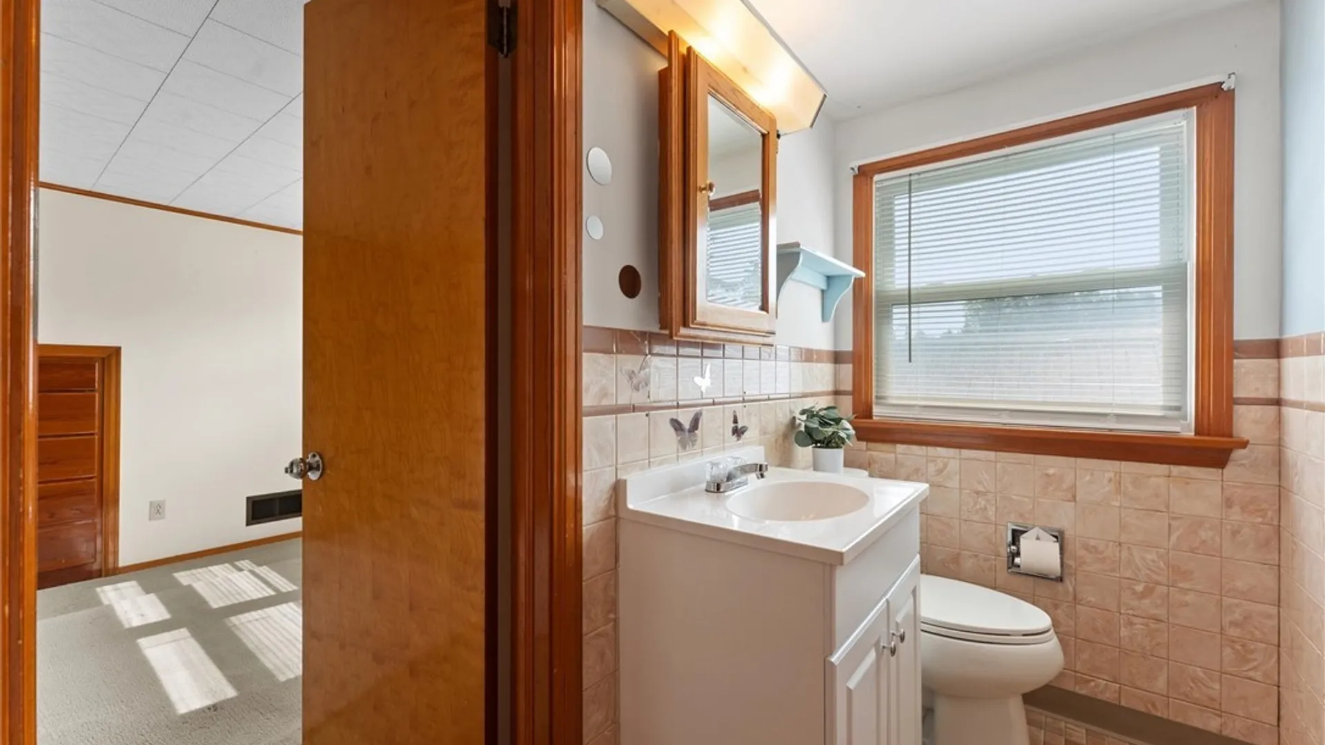 Property at 150 Dunning Avenue, Auburn, NY 13021 24