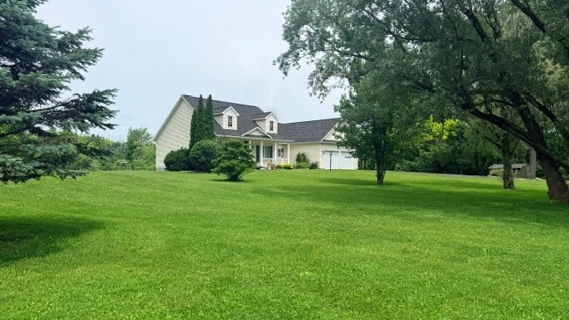 Property at 1030 Pavone Place, Lenox, NY 13032 5