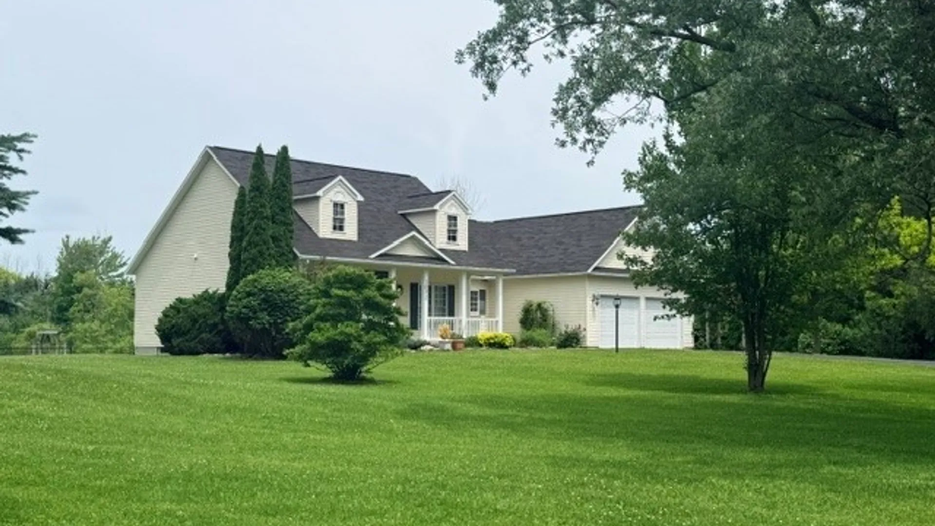 Property at 1030 Pavone Place, Lenox, NY 13032 6