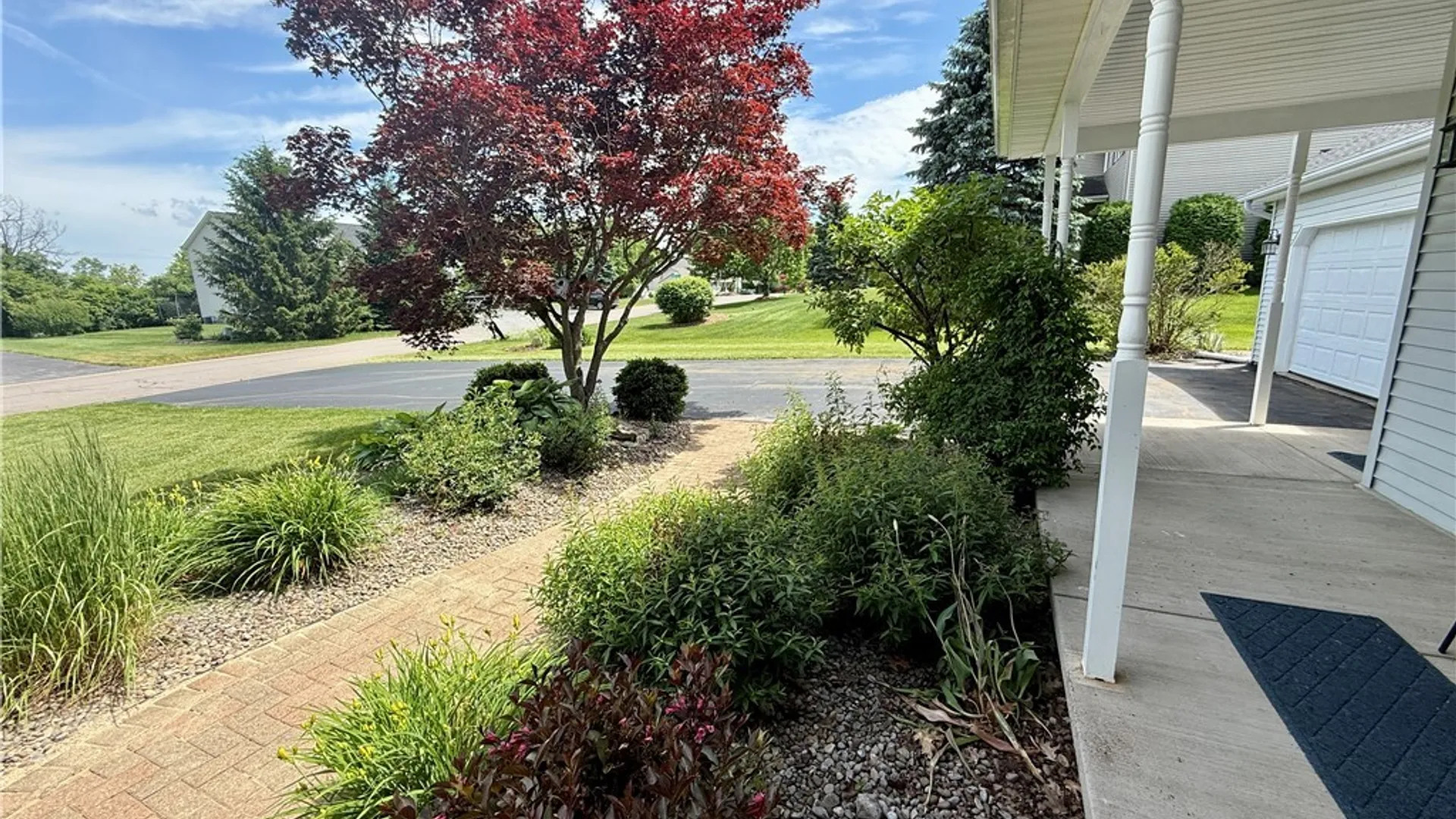 Property at 6075 Singletree Lane, DeWitt, NY 13078 3