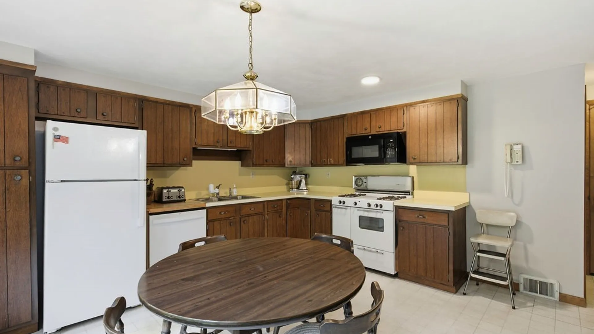 Property at 8218 Speach Drive, Lysander, NY 13027 8