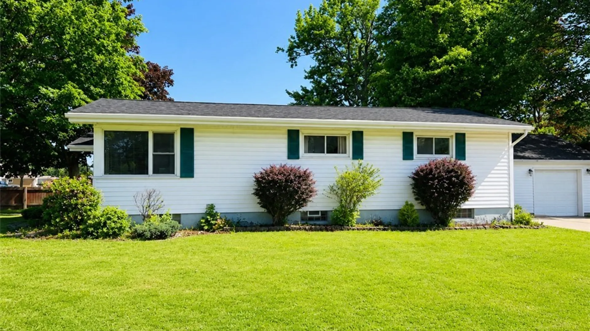 Property at 3741 Harrison Avenue, Hamburg, NY 14219 3