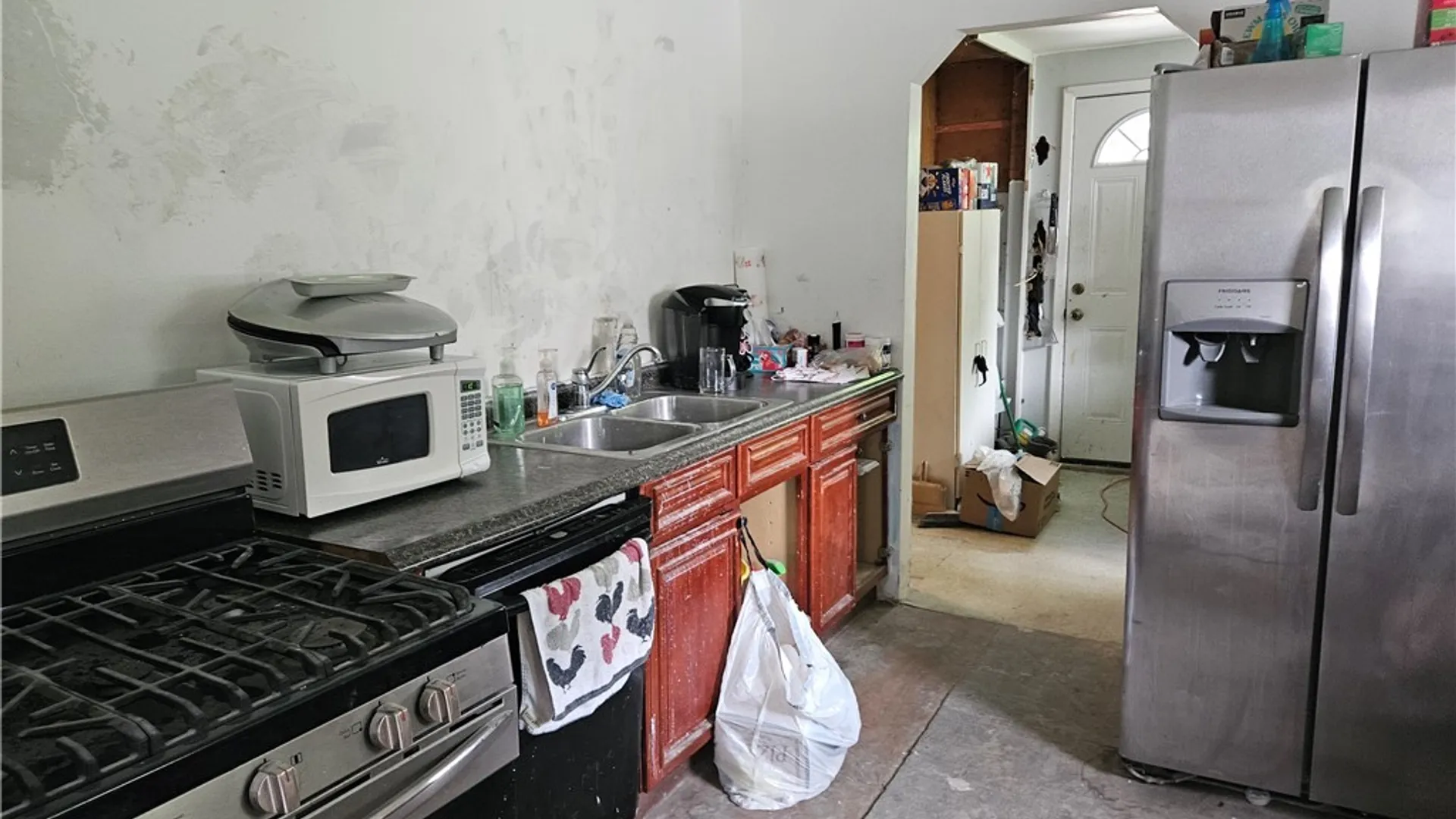 Property at 4532 Pomeroy Avenue, Niagara, NY 14305 4