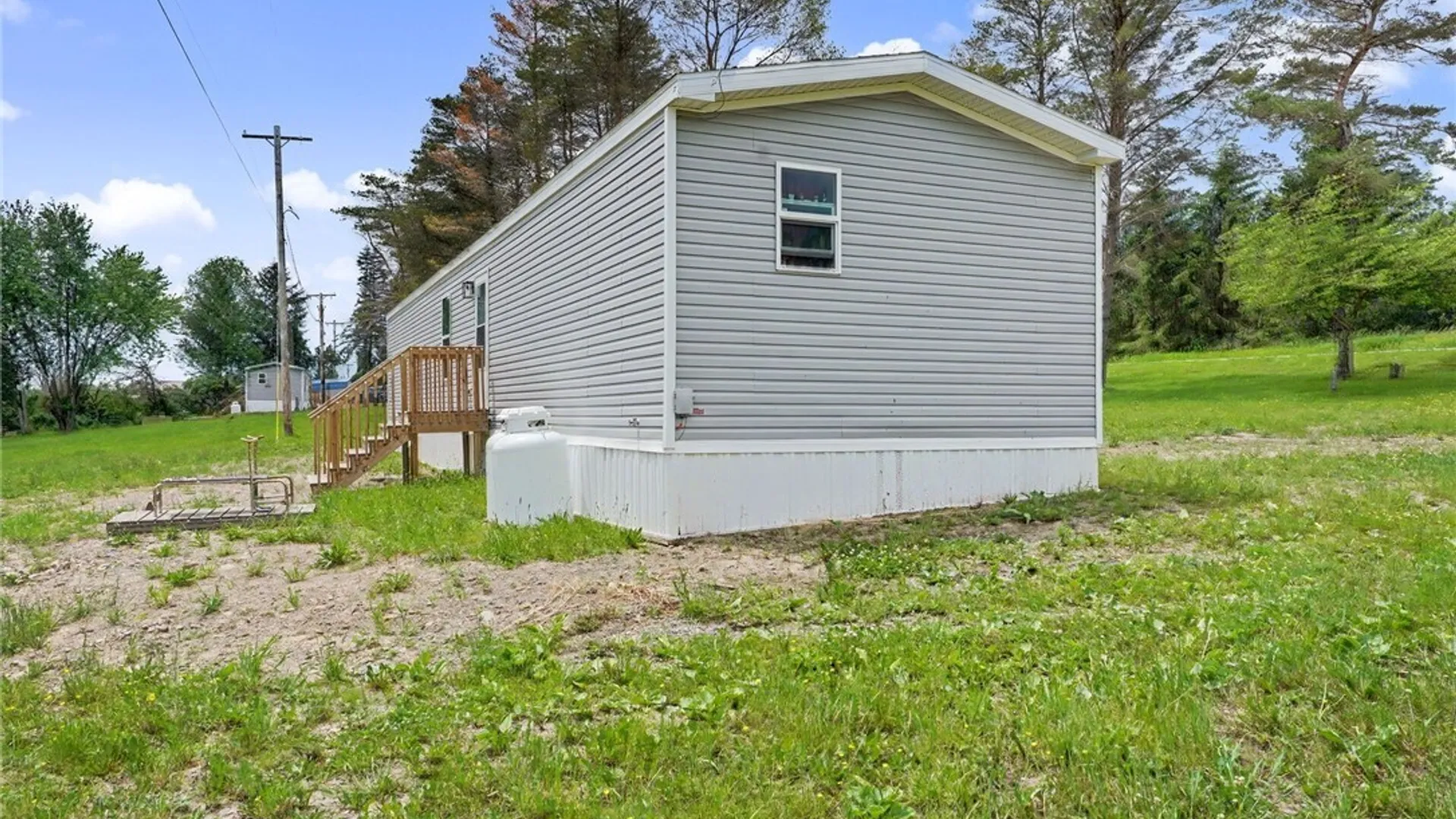 Property at 2011 Edmunds Road, Freedom, NY 14065 5