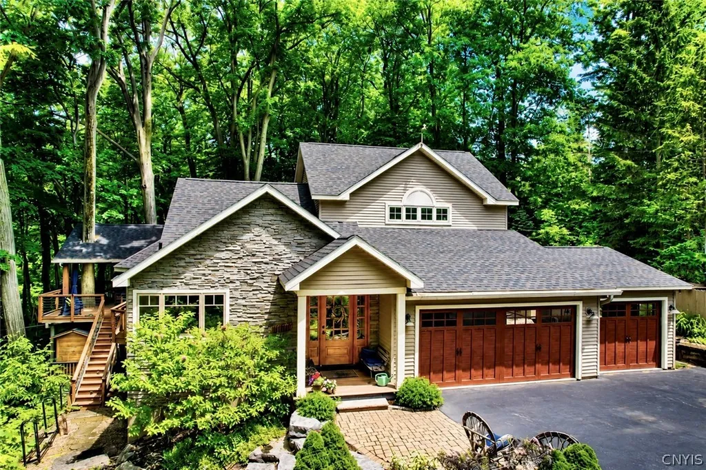 Property at 8969 Bethel Road, Pompey, NY 13035