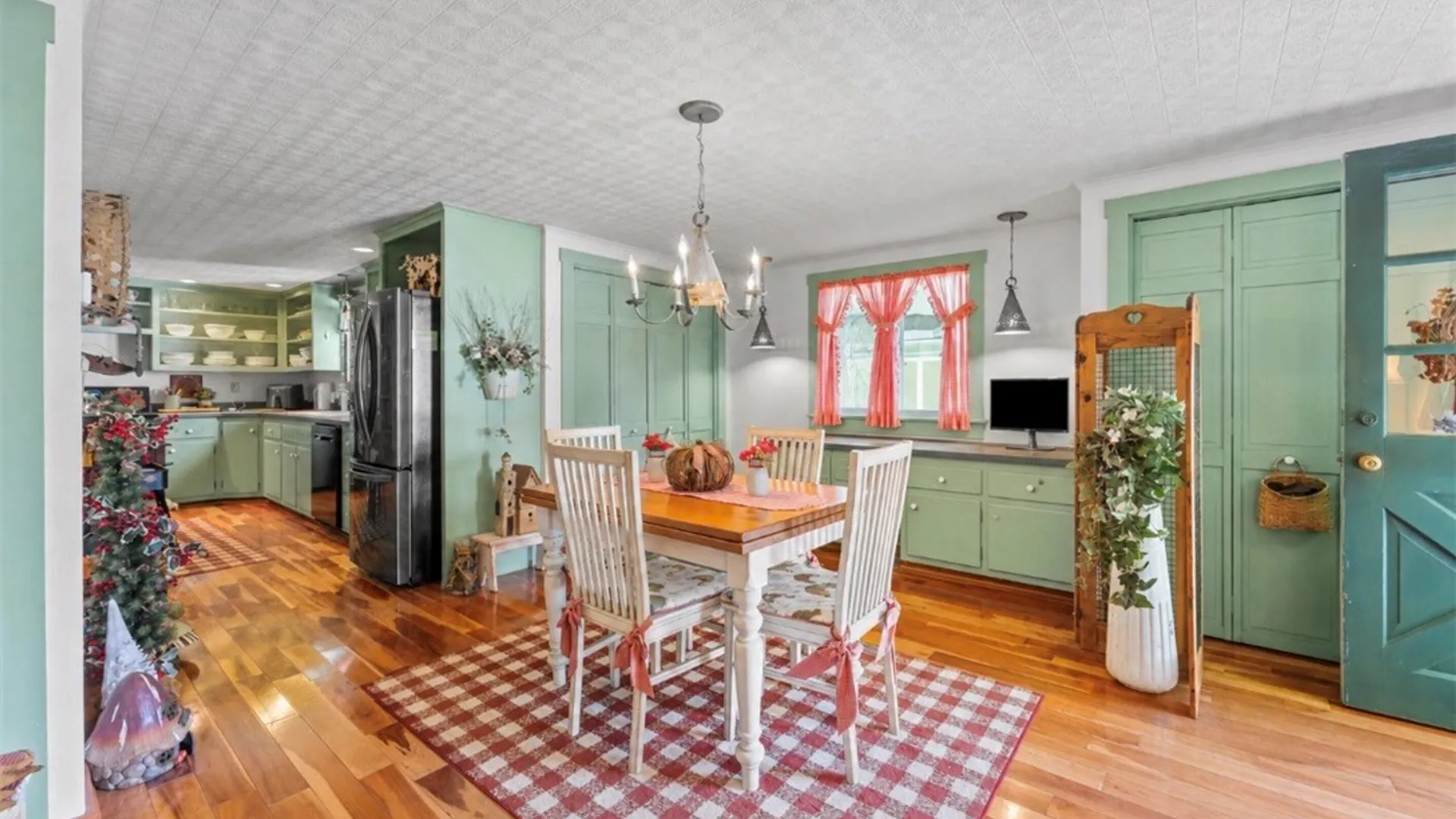 Property at 56 E Main Street, Phelps, NY 14432 8