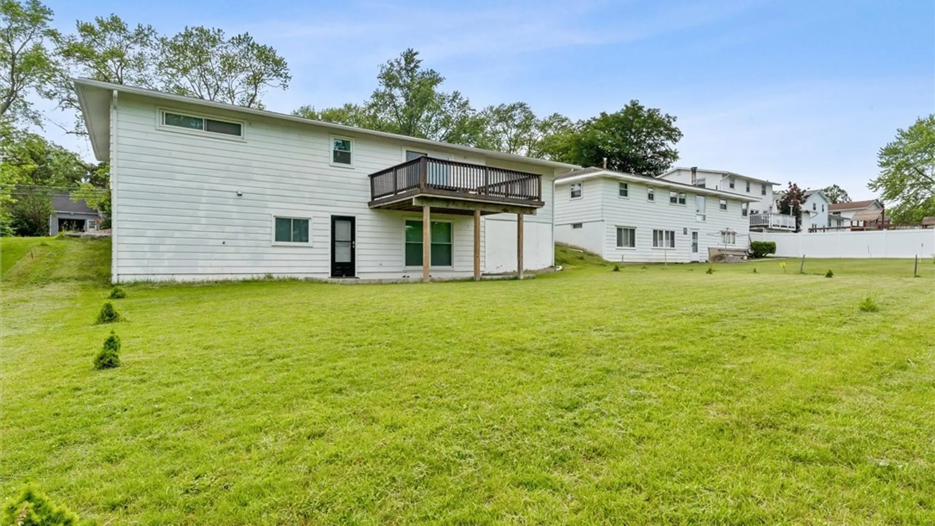 Property at 308 Stanton Drive, DeWitt, NY 13214 32