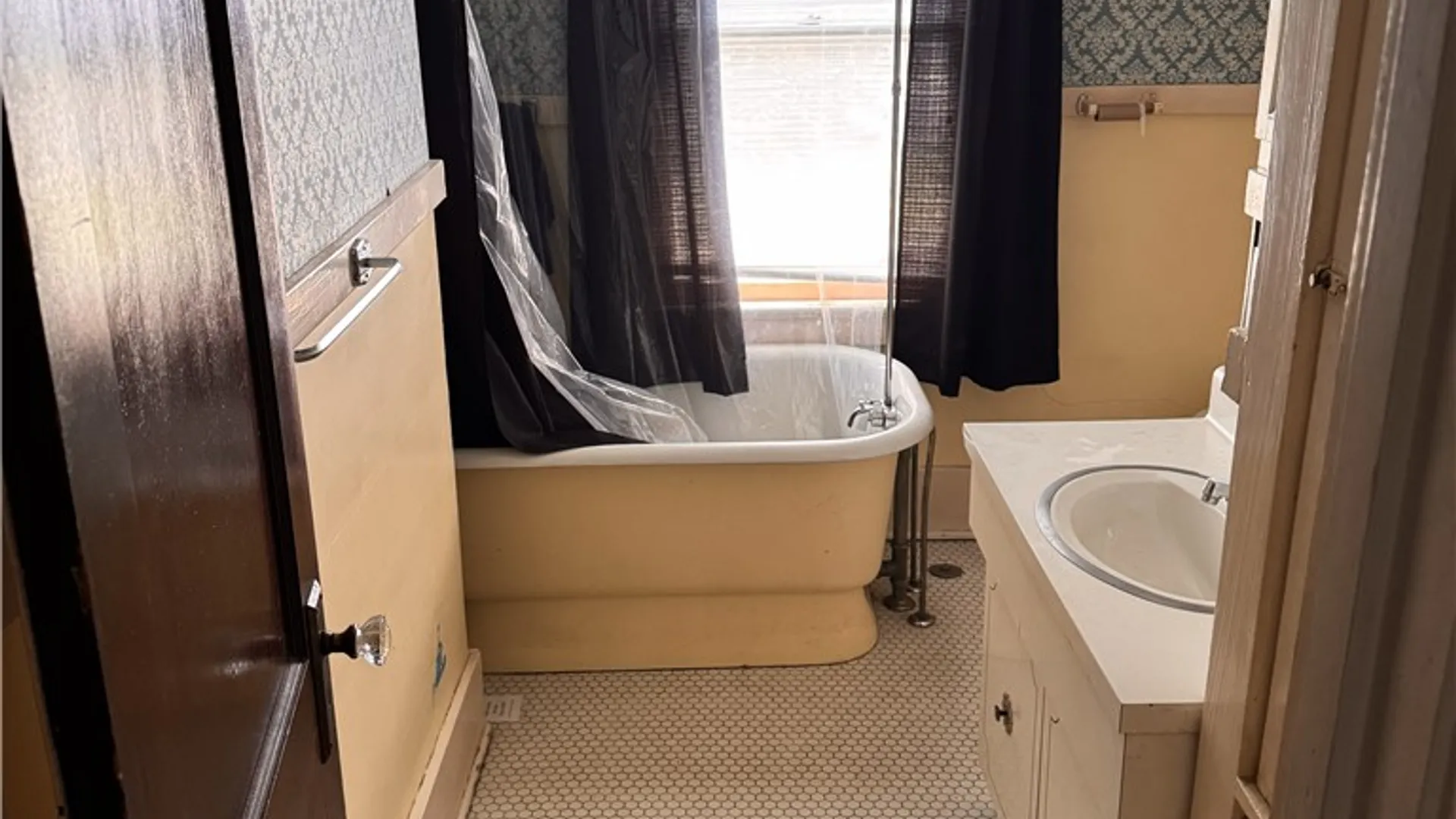 Property at 94 Wetmore Park, Rochester, NY 14606 4