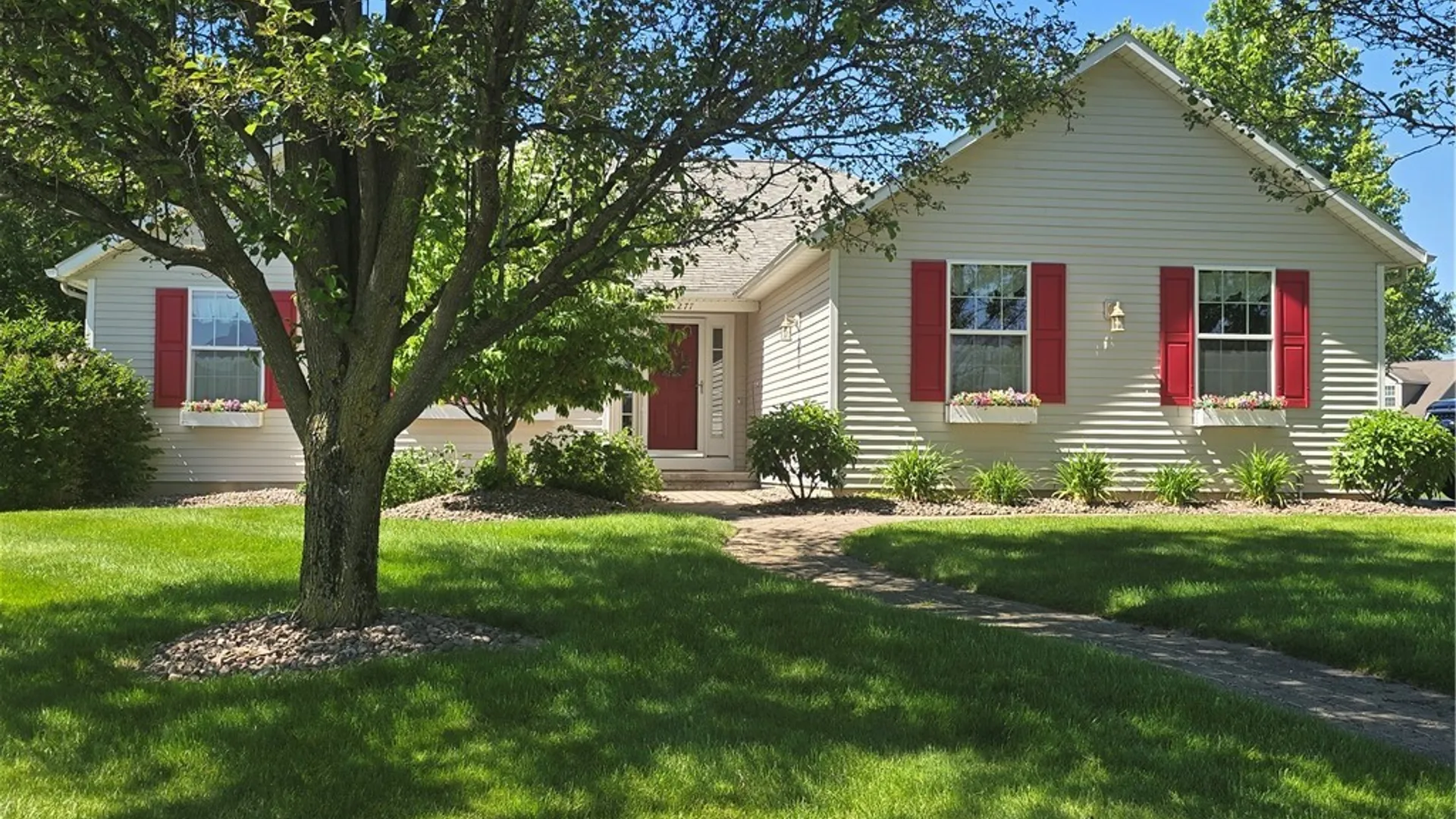 Property at 6277 Preakness Path, Cicero, NY 13029 4