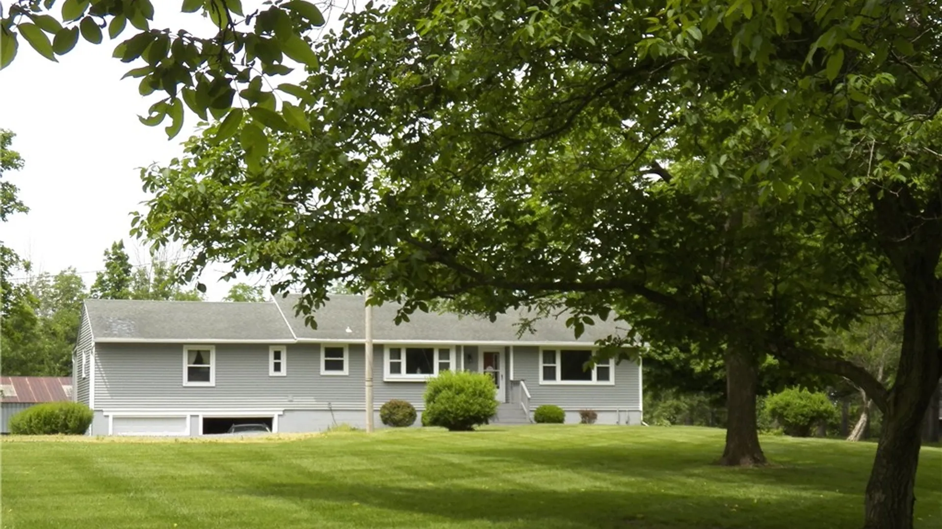 Property at 6720 Rice Road, East Bloomfield, NY 14564 4