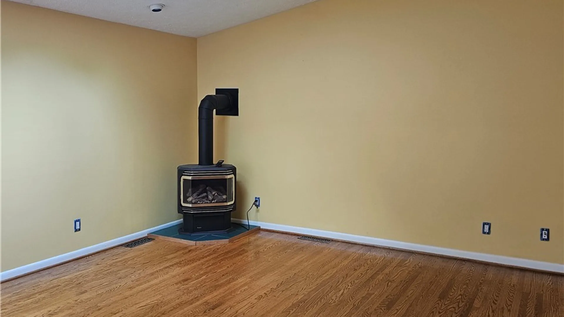 Property at 50 Greenview Drive, Rochester, NY 14620 21