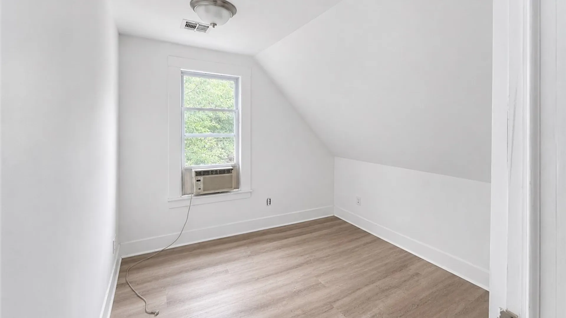 Property at 38 Inter Park Avenue, Buffalo, NY 14211 4