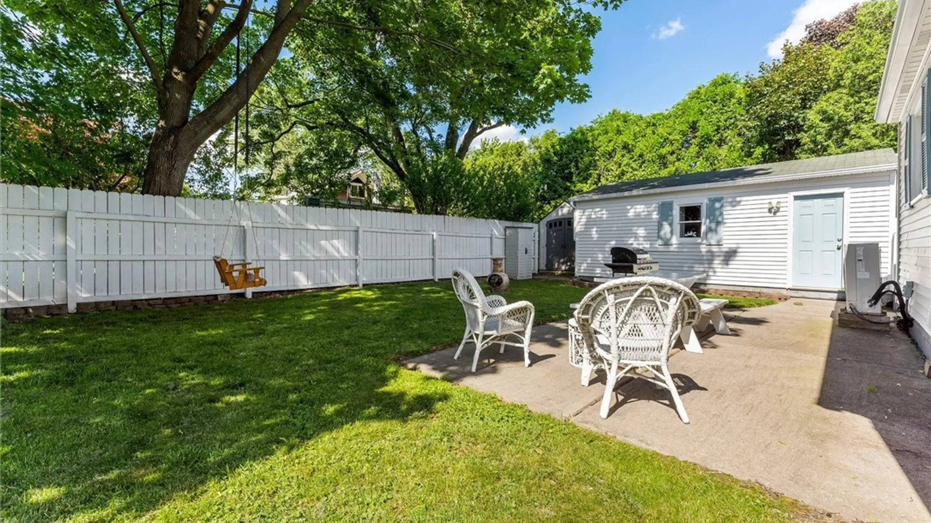 Property at 37 Hazelhurst Avenue, Owasco, NY 13021 22