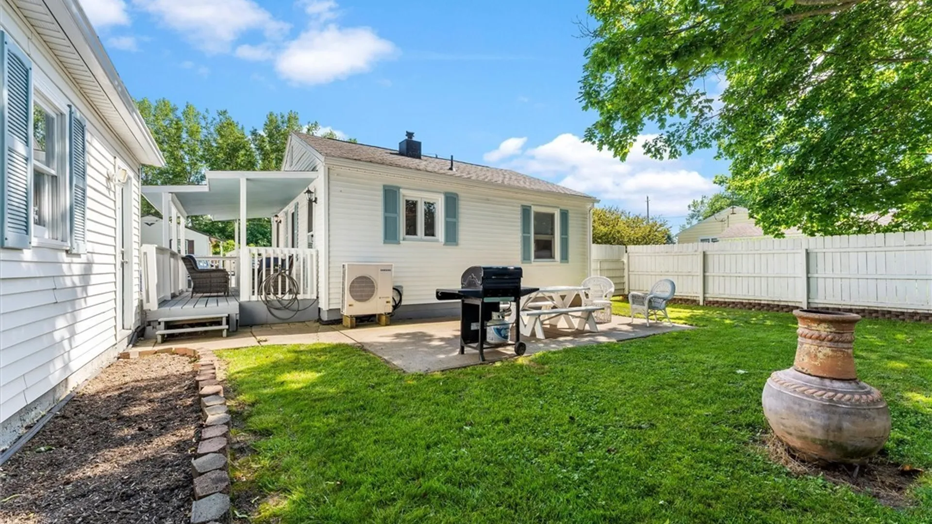 Property at 37 Hazelhurst Avenue, Owasco, NY 13021 25