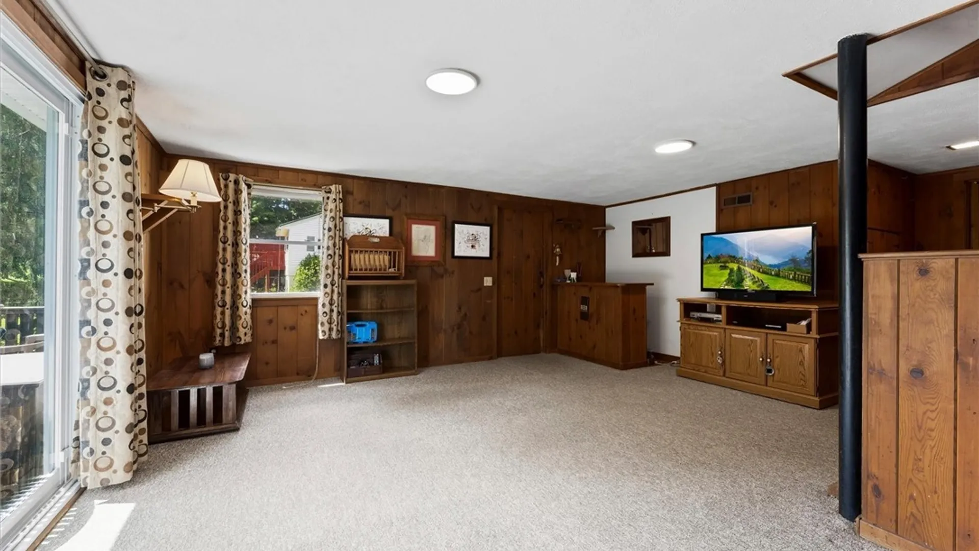 Property at 10 Kelly Avenue, Marcellus, NY 13108 18