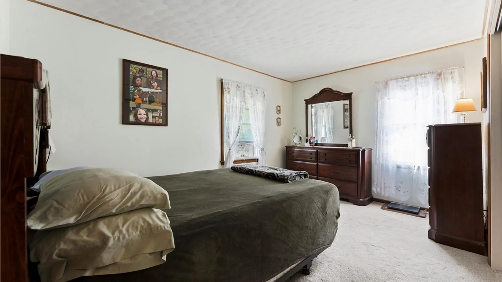 Property at 10 Kelly Avenue, Marcellus, NY 13108 12