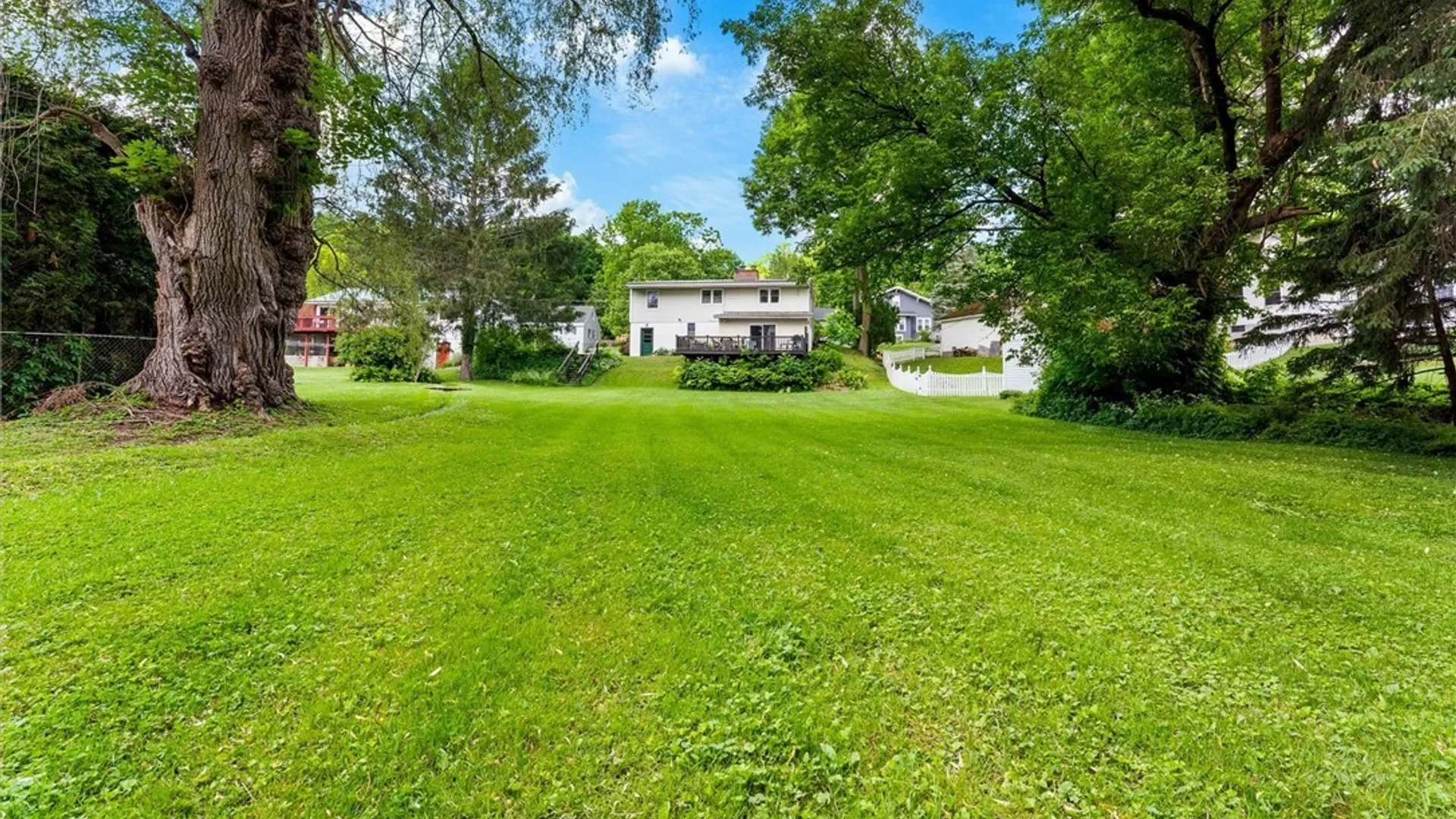 Property at 10 Kelly Avenue, Marcellus, NY 13108 25