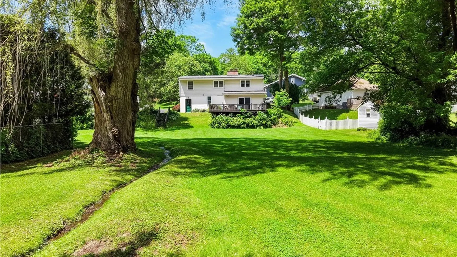 Property at 10 Kelly Avenue, Marcellus, NY 13108 27