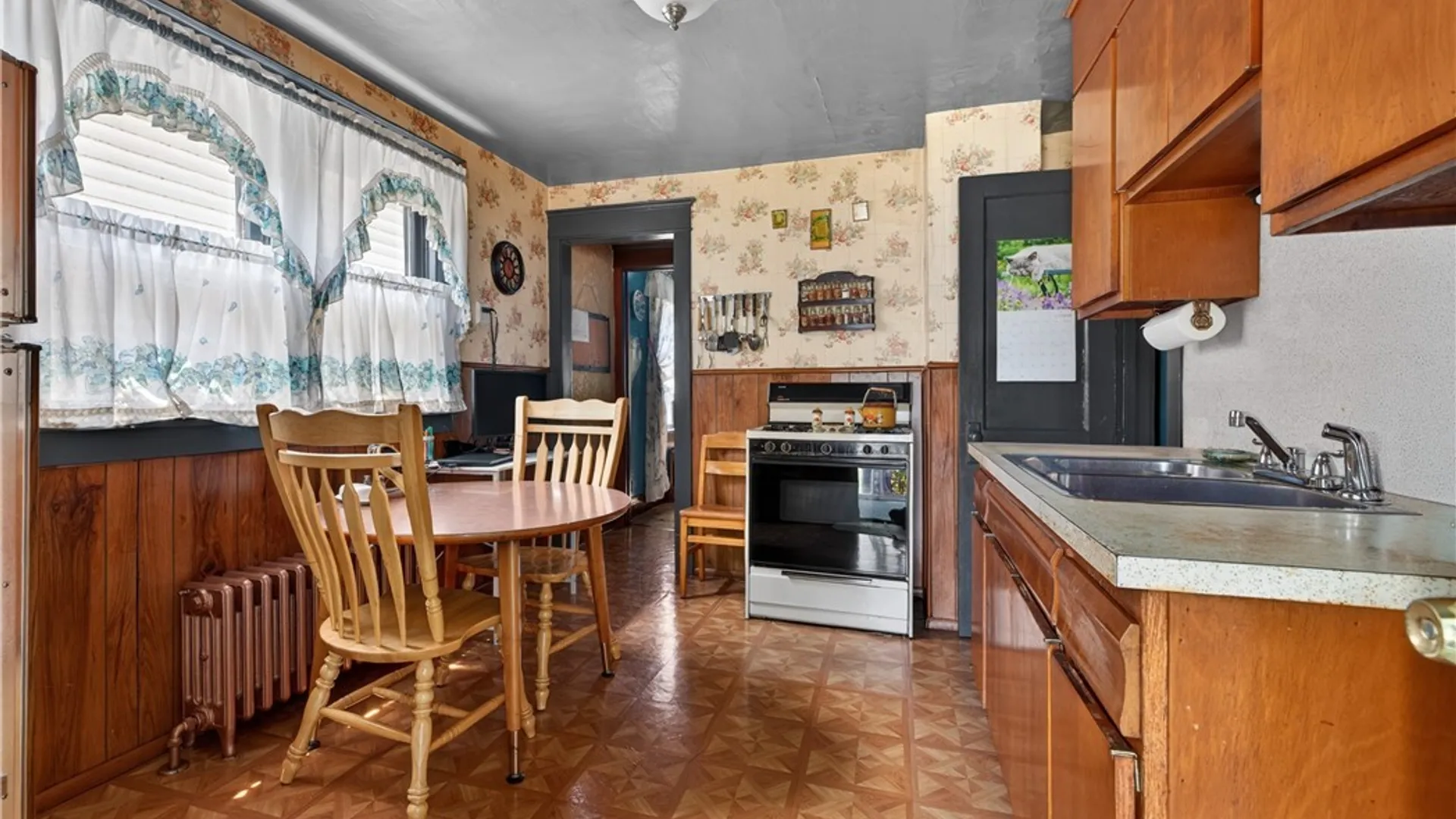 Property at 357 Gold Street, Buffalo, NY 14206 12