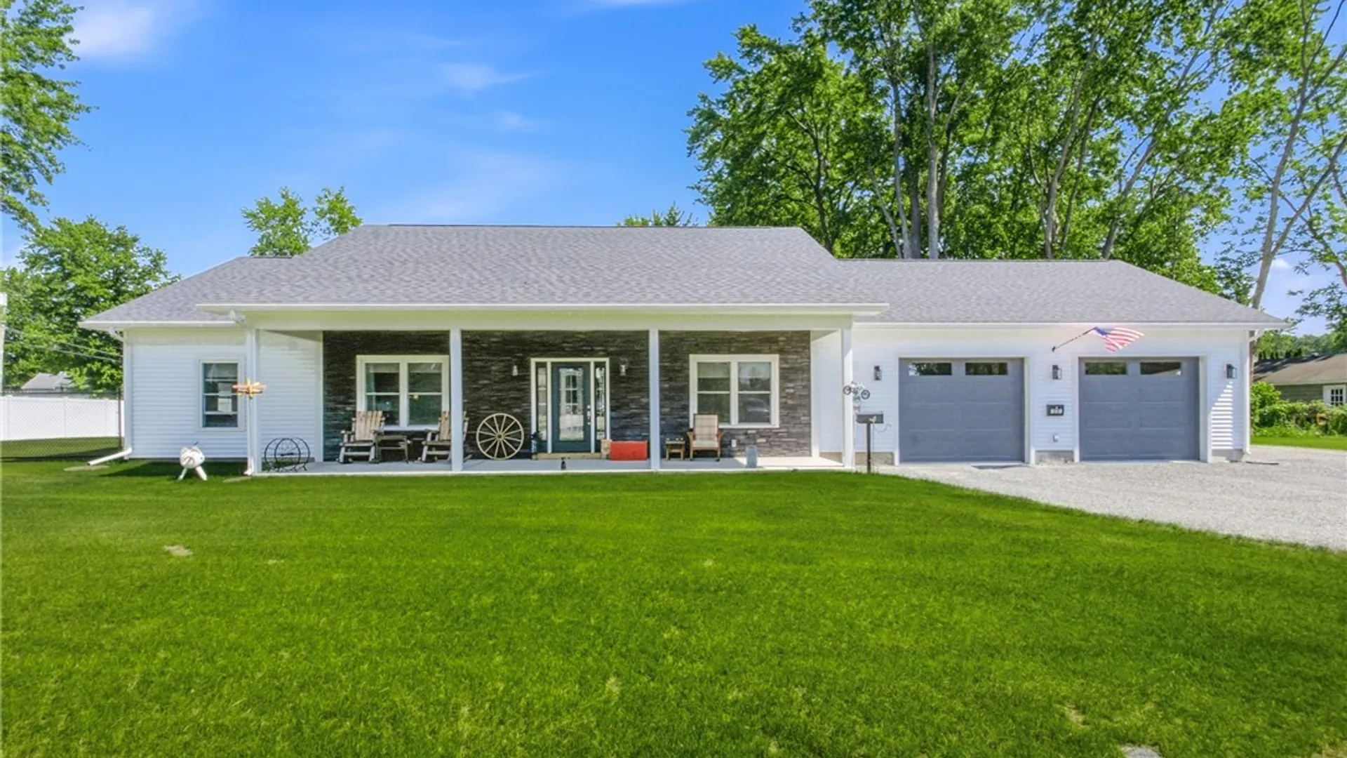 Property at 305 Grand Street, Oneida, NY 13421 4