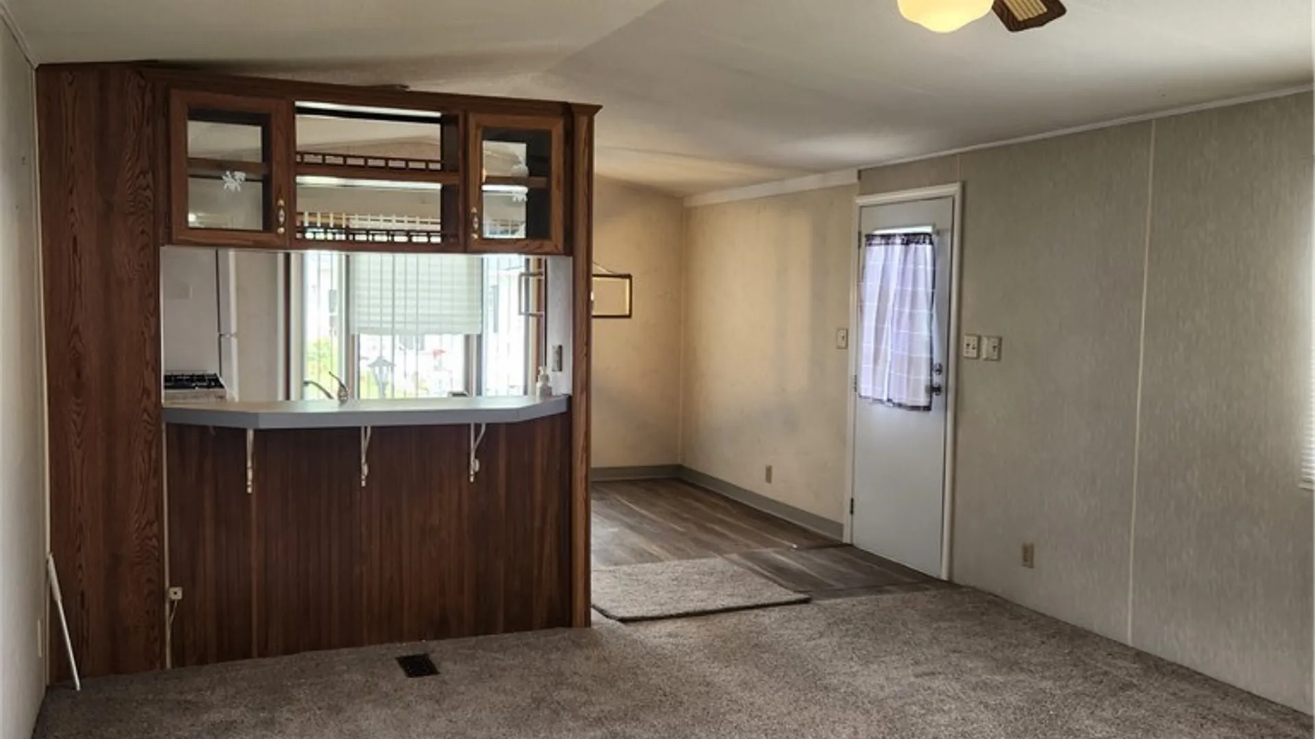 Property at 442 Chestnut Drive, Lockport Town, NY 14094 8