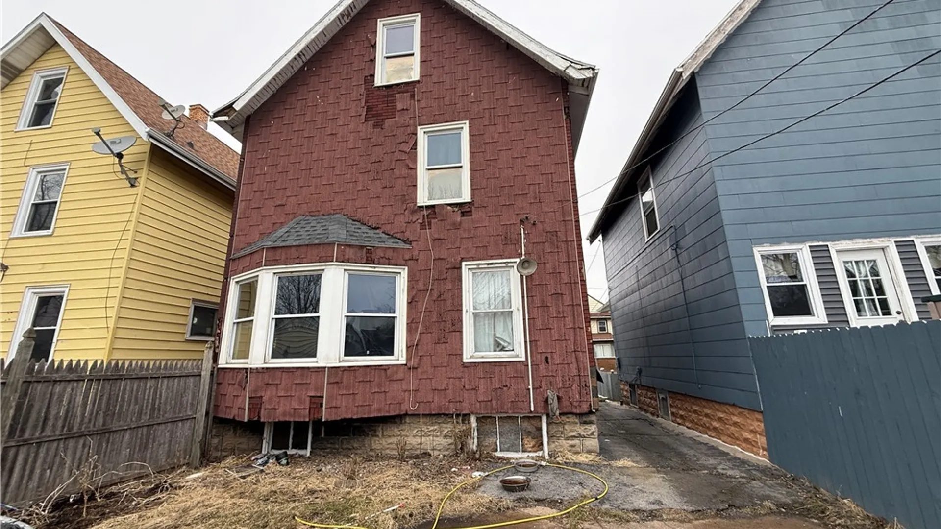 Property at 23 Albert Avenue, Buffalo, NY 14207 3