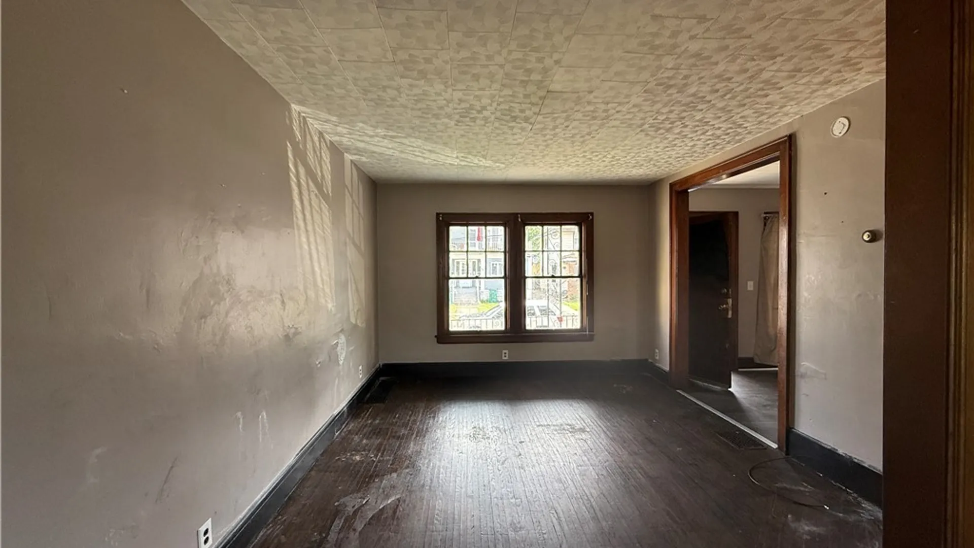 Property at 23 Albert Avenue, Buffalo, NY 14207 6