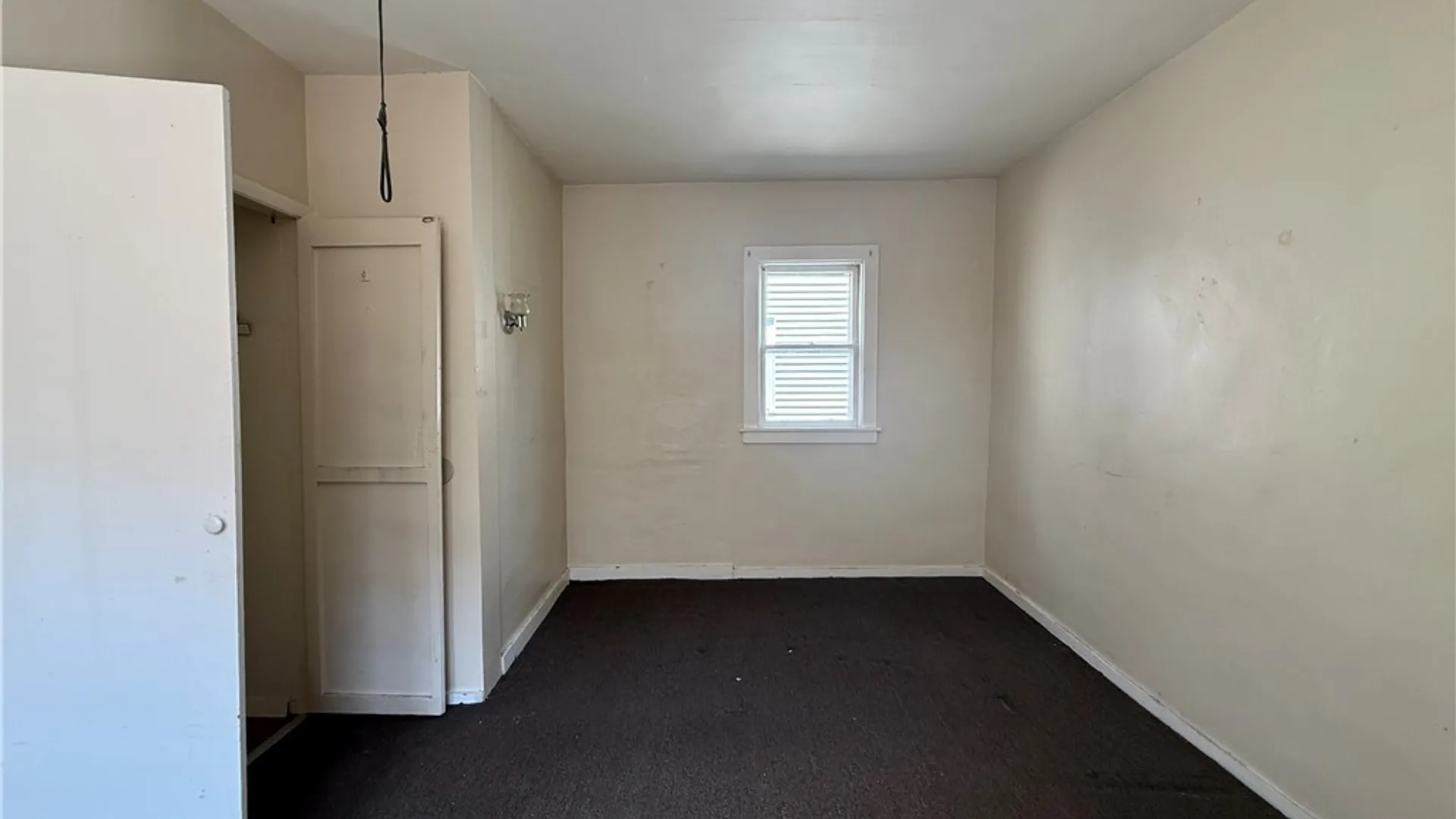 Property at 147 Longnecker Street, Buffalo, NY 14206 8