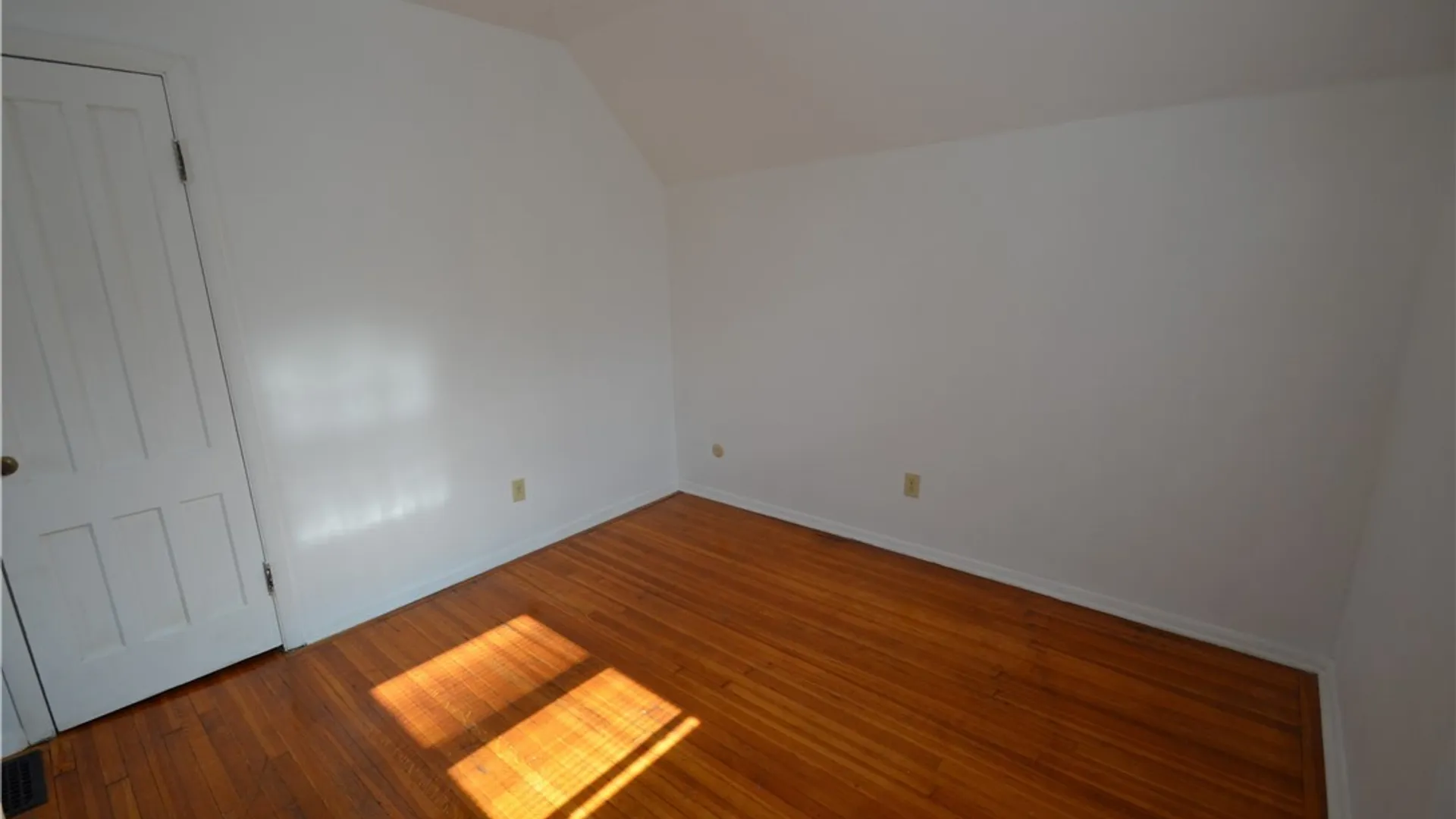Property at 210 Lincoln Park Drive, Syracuse, NY 13203 30