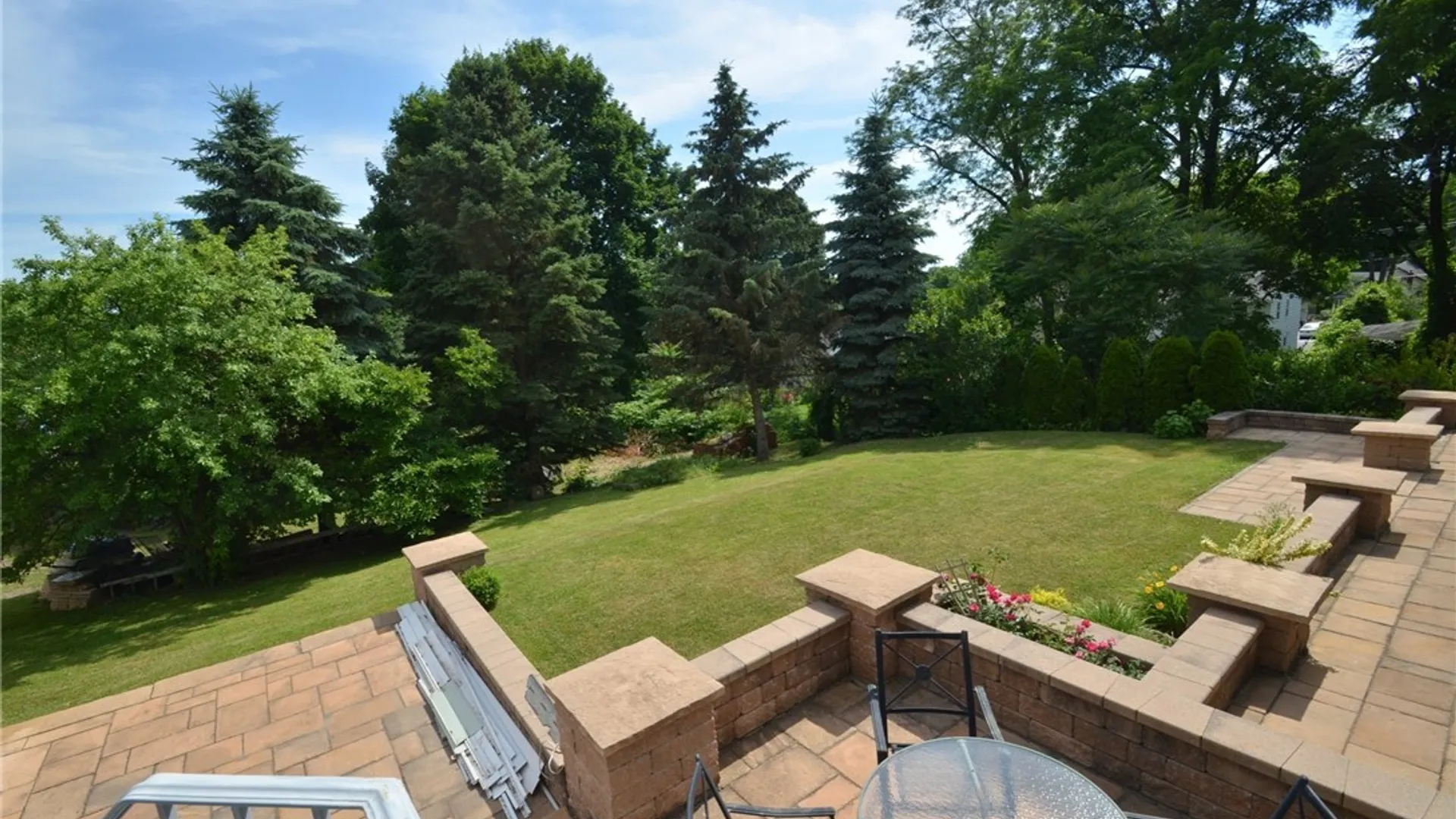 Property at 210 Lincoln Park Drive, Syracuse, NY 13203 33